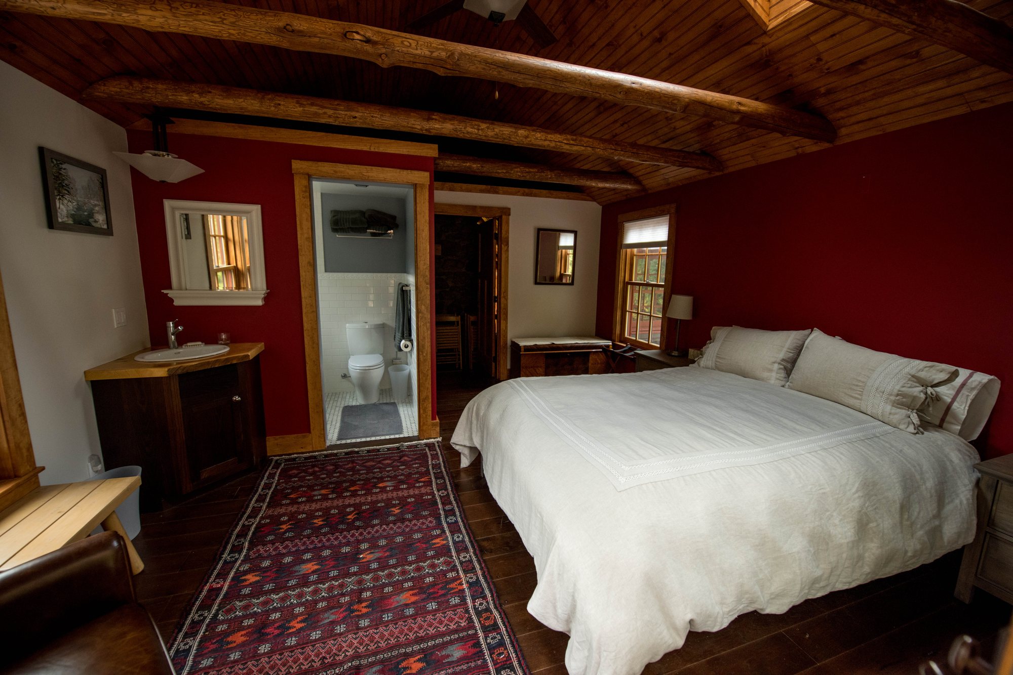 Lakefalls Lodge, photograph 11 of 13